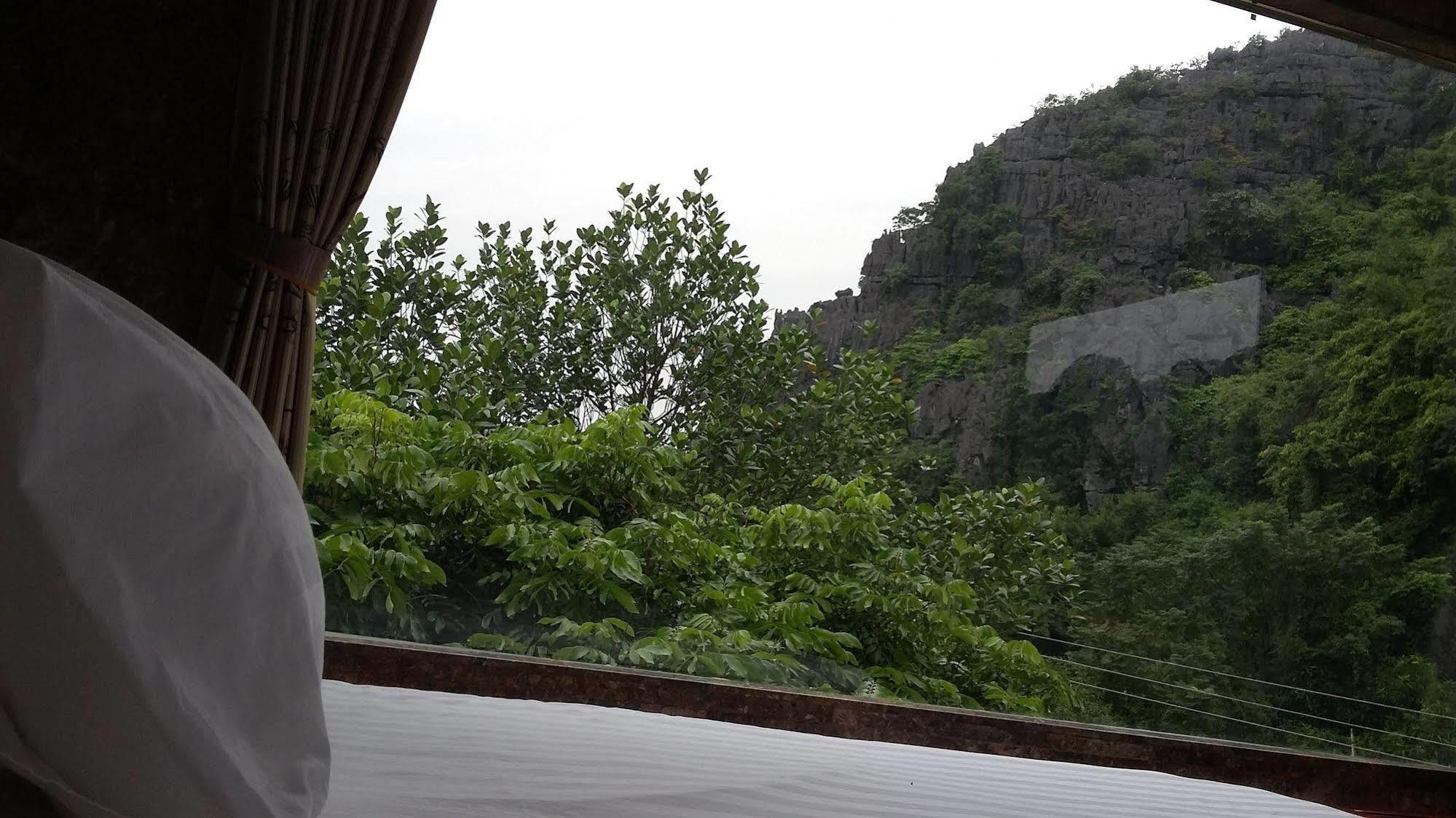 Limestone View Homestay Ninh Binh Esterno foto